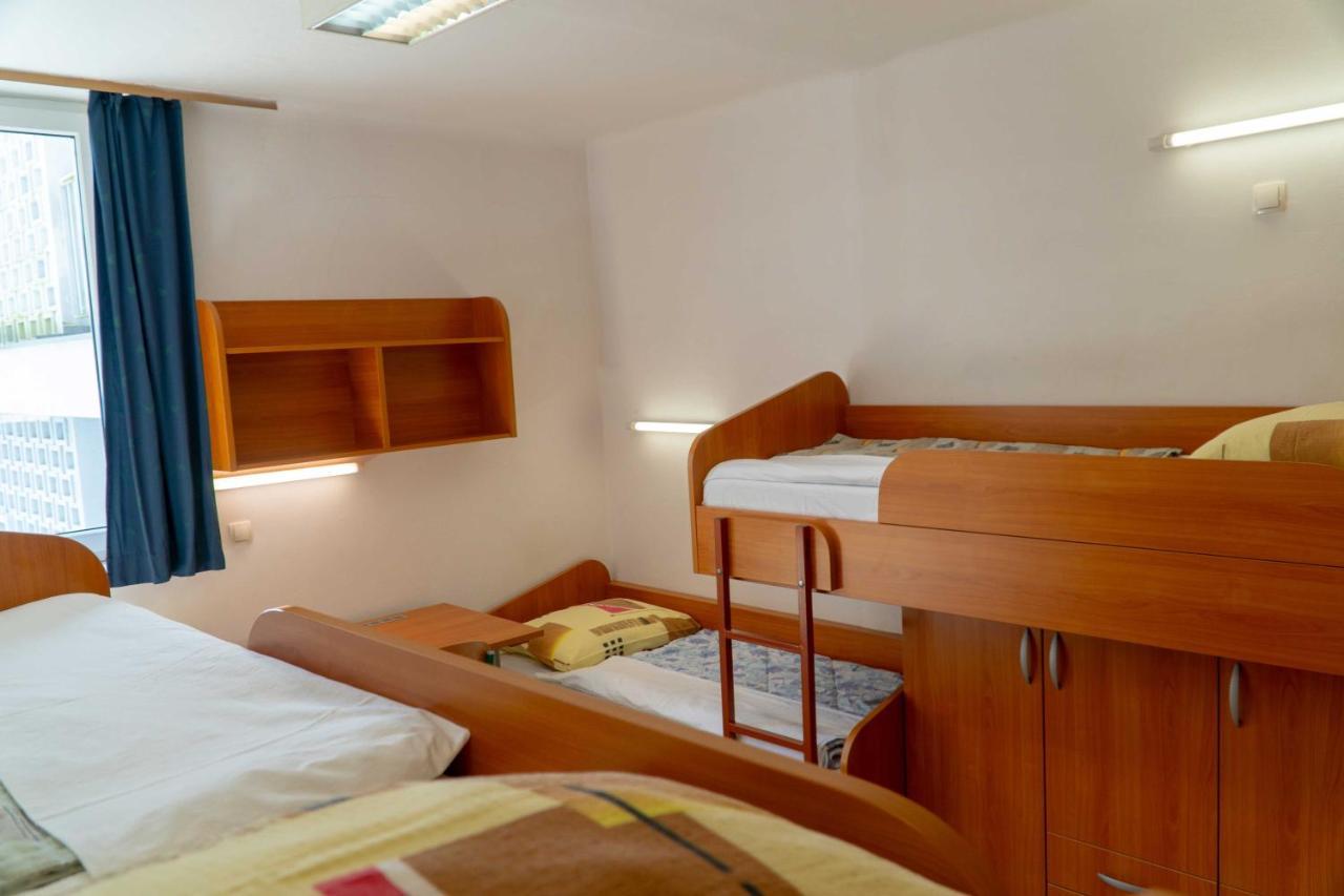 Dijaski Dom Bezigrad Ljubljana Hostel Eksteriør billede