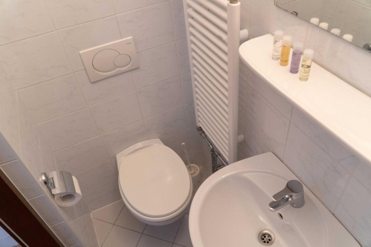 Dijaski Dom Bezigrad Ljubljana Hostel Eksteriør billede