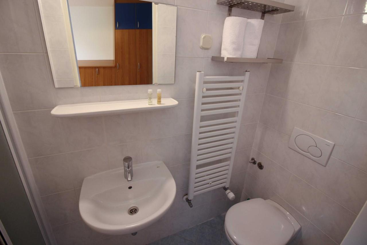 Dijaski Dom Bezigrad Ljubljana Hostel Eksteriør billede